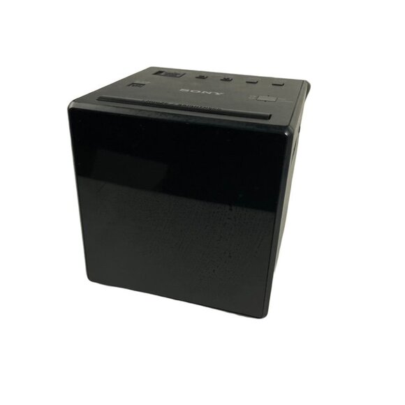 Sony Cube Alarm Clock Radio Black AM FM Model ICF C212 u - Picture 1 of 4